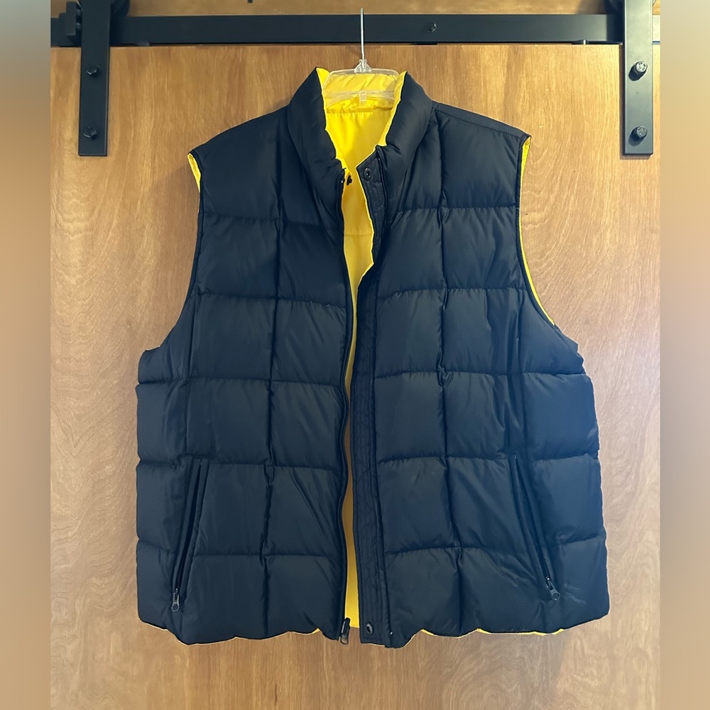 Reversible vest with pockets; W XL